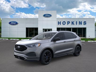 New 2024 Ford Edge SE w/ Black Appearance Package