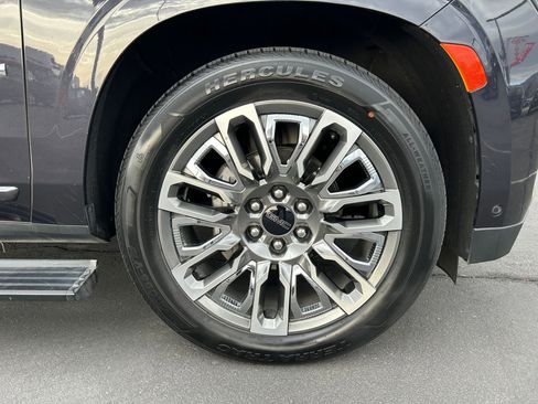 Used 2023 GMC Yukon XL Denali Ultimate image 33