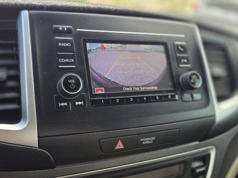 Used 2018 Honda Ridgeline RTL image 18