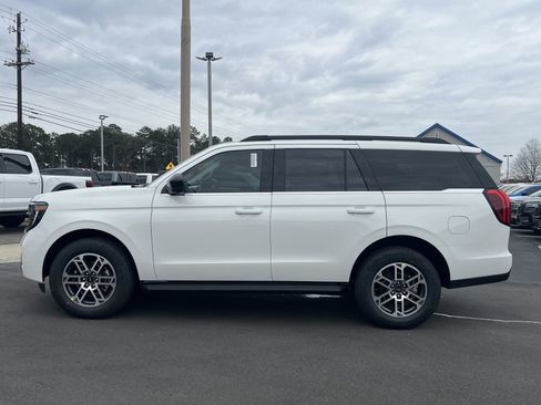 New 2026 Ford Expedition Active RWD image 22