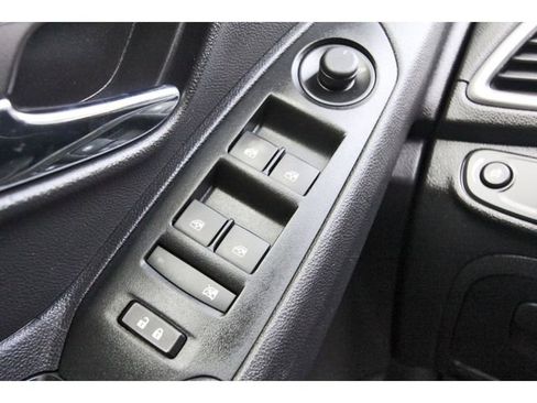 Used 2020 Chevrolet Trax LS w/ LPO, Cargo Package image 20