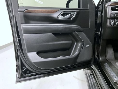 Used 2022 Chevrolet Tahoe High Country image 9