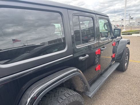 Used 2021 Jeep Wrangler Unlimited Rubicon w/ Uconnect 4C Nav & Sound Group AWD/4WD image 10