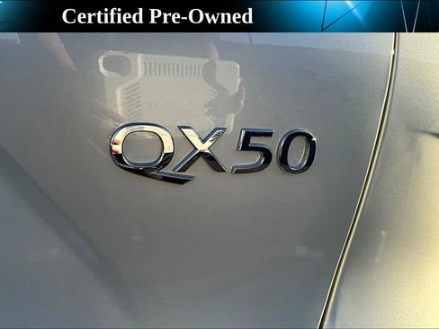 Used 2025 INFINITI QX50 Luxe w/ Cargo Package image 8