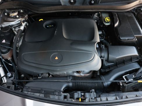 Used 2018 Mercedes-Benz CLA 250 w/ AMG Line Exterior image 55