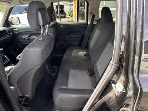 Used 2012 Jeep Patriot Sport FWD image 14