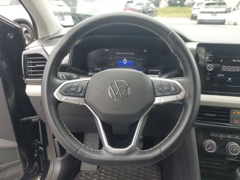 Certified 2025 Volkswagen Taos S FWD image 26