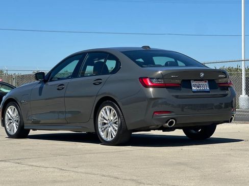 Used 2023 BMW 330e xDrive w/ Premium Package AWD/4WD image 5