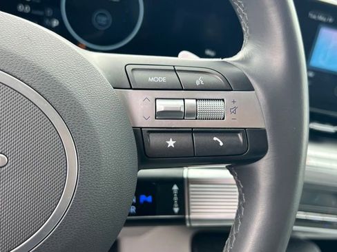 Certified 2024 Hyundai Kona SEL FWD image 22