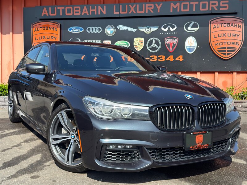Used 2019 BMW 740i w/ M Sport Package RWD image 1