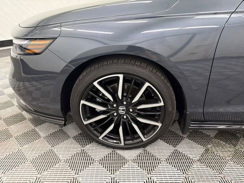 Used 2024 Honda Accord Touring image 13