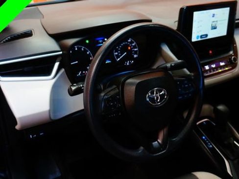 Used 2023 Toyota Corolla LE FWD image 9