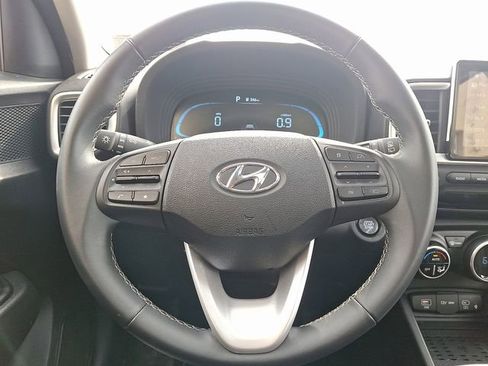 Certified 2026 Hyundai Venue SEL FWD image 19
