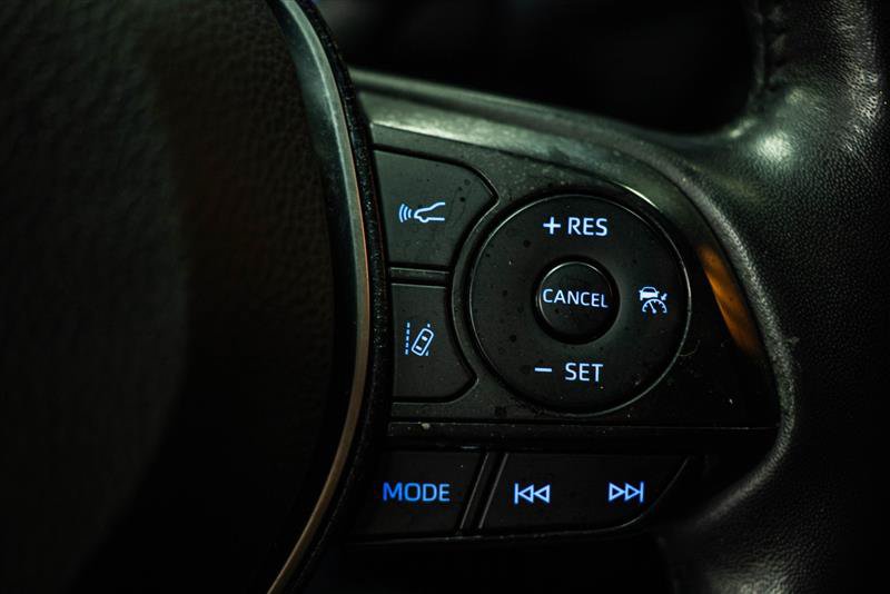 Used 2020 Toyota RAV4 XSE w/ XSE Grade Weather Package AWD/4WD image 20