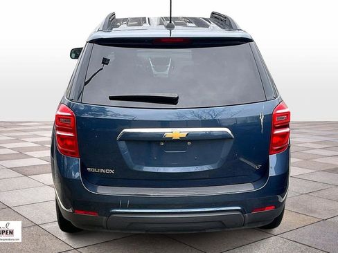 Used 2017 Chevrolet Equinox LT image 4