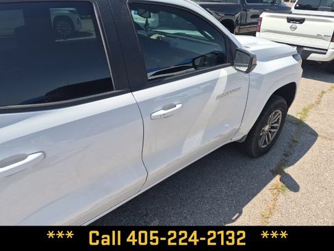 Used 2024 Chevrolet Colorado LT w/ LT Convenience Package II RWD image 20