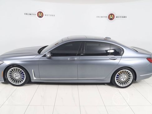 Used 2022 BMW ALPINA B7 xDrive w/ Luxury Rear Seating Package image 44