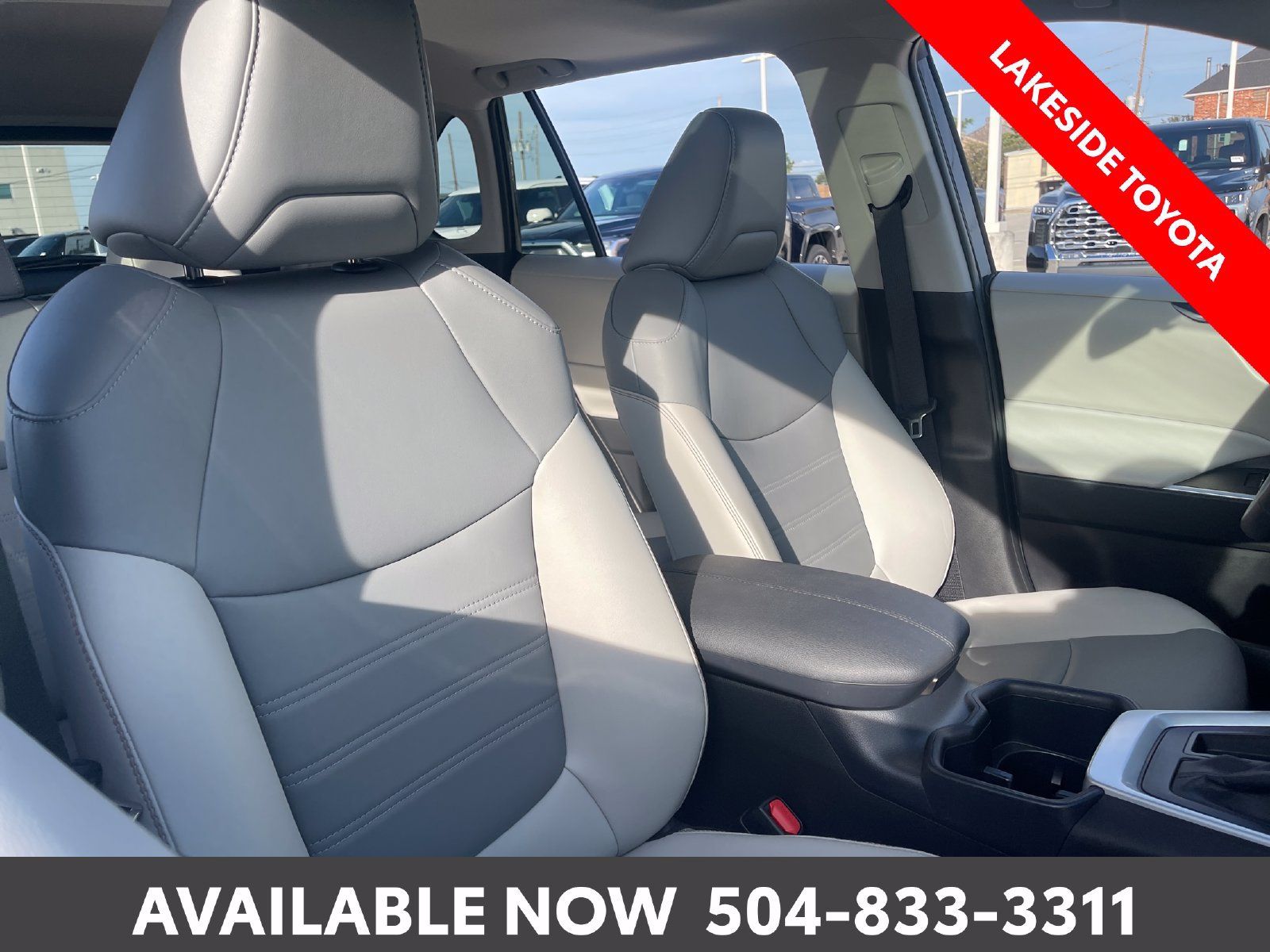 Used 2025 Toyota RAV4 XLE Premium FWD image 15