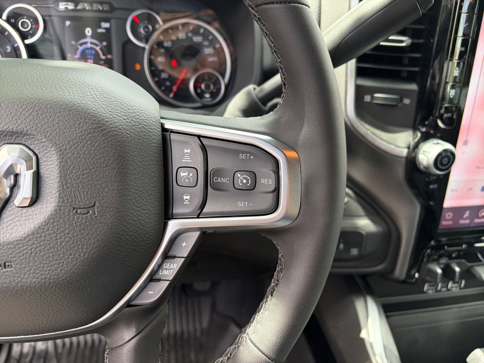 New 2026 RAM 3500 Big Horn AWD/4WD image 14