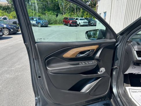 Certified 2020 GMC Terrain SLE w/ Driver Convenience Package AWD/4WD image 18