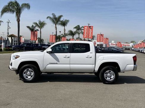 Certified 2023 Toyota Tacoma SR5 RWD image 40