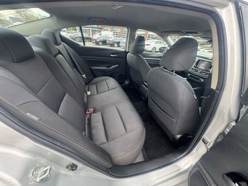 Used 2021 Nissan Altima 2.5 SV FWD image 24