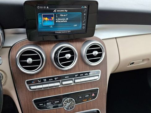 Used 2019 Mercedes-Benz C 300 4MATIC Sedan w/ Premium Package image 16
