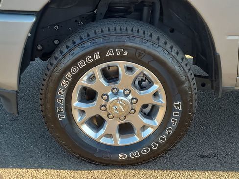 Used 2024 RAM 2500 Laramie image 16