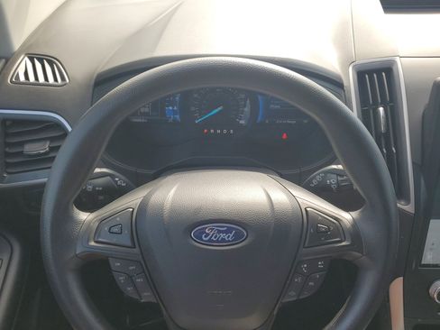 Used 2024 Ford Edge SE image 20
