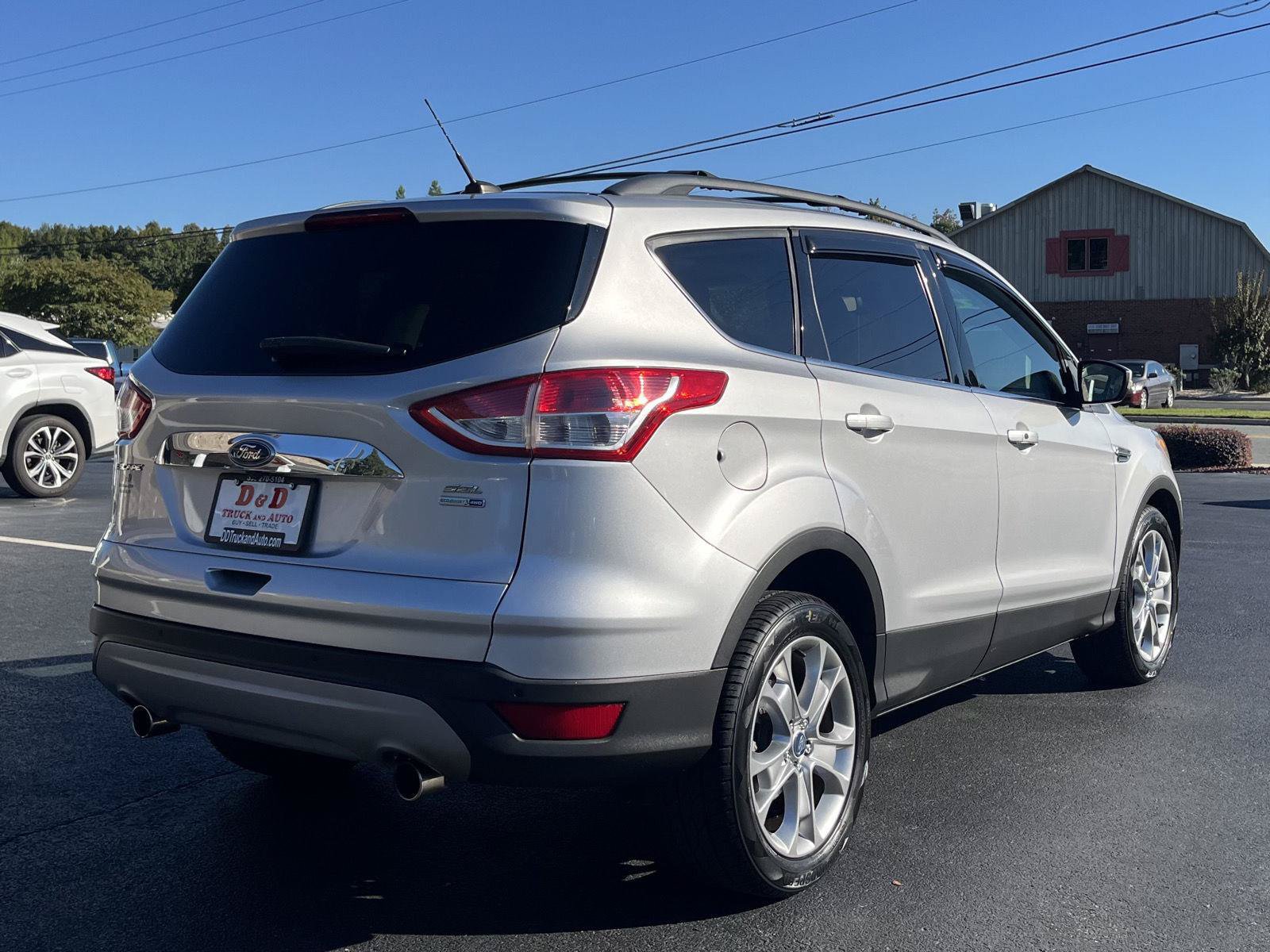 Used 2013 Ford Escape SEL AWD/4WD image 2