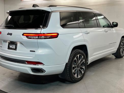Used 2023 Jeep Grand Cherokee L Overland w/ MOPAR Finishing Package AWD/4WD image 5
