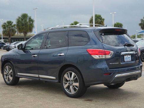Used 2013 Nissan Pathfinder Platinum w/ Platinum Premium Pkg FWD image 4