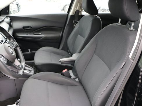 Used 2023 Nissan Kicks S FWD image 22