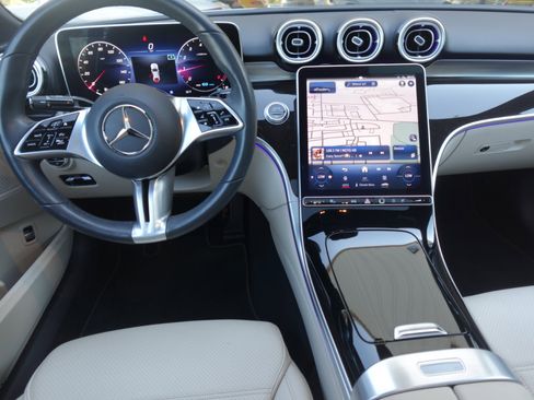 Used 2022 Mercedes-Benz C 300 4MATIC Sedan image 18