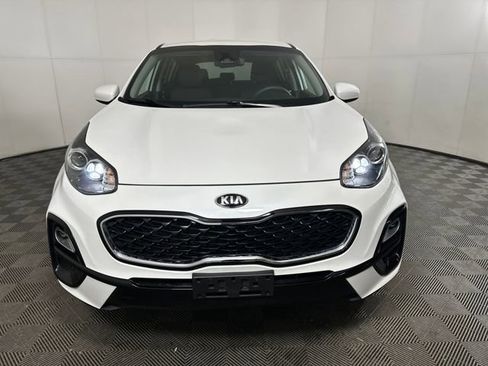 Used 2022 Kia Sportage LX image 8