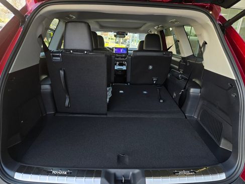 Certified 2026 Toyota Grand Highlander Limited image 28