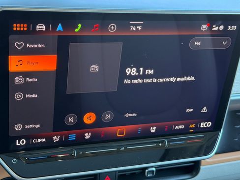 New 2025 Volkswagen ID. Buzz 1st Edition AWD/4WD image 17