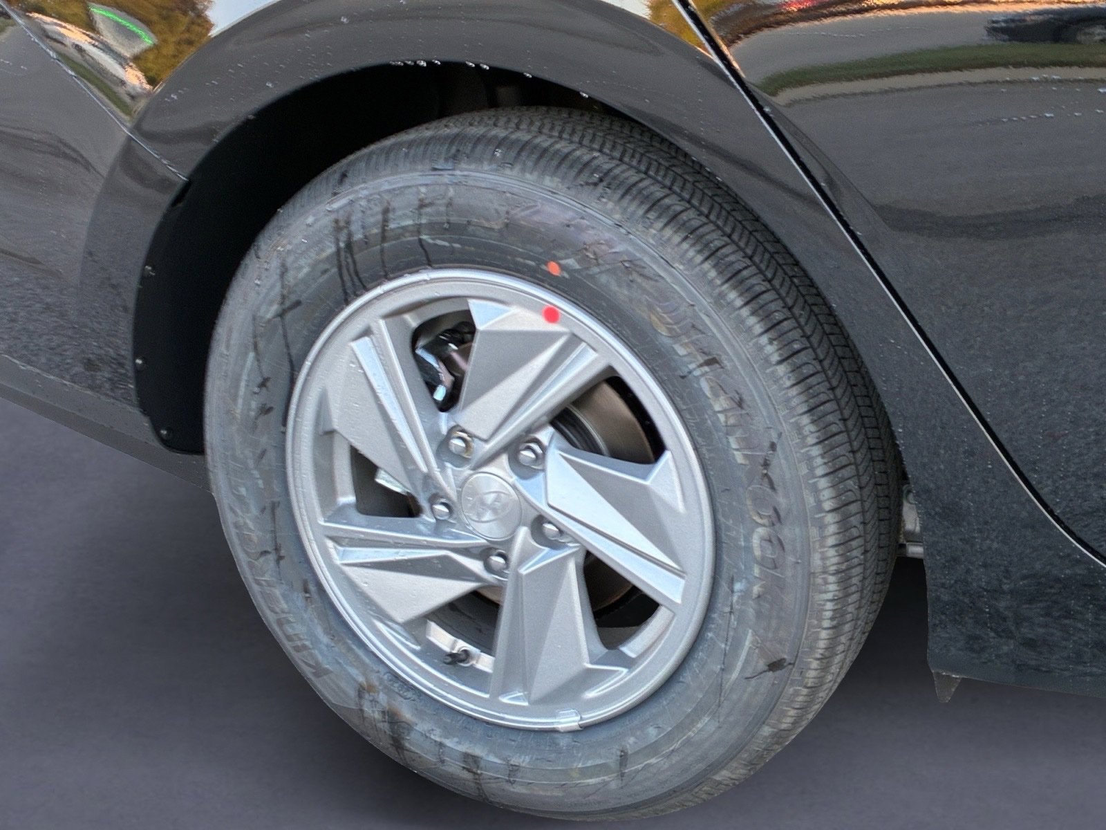 New 2026 Hyundai Elantra SE FWD image 9