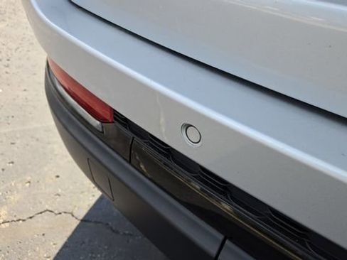 Certified 2024 Jeep Grand Cherokee Altitude image 30