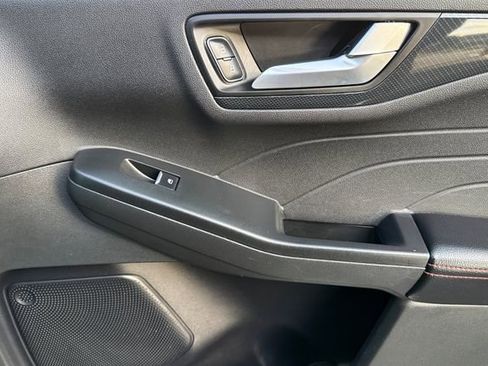 Used 2023 Ford Escape ST-Line image 22