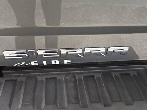Used 2018 GMC Sierra 1500 Denali AWD/4WD image 30