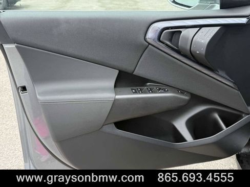 Used 2025 BMW X3 xDrive30i w/ Premium Package image 12