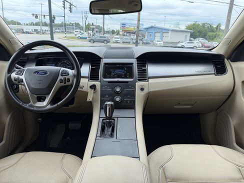 Used 2014 Ford Taurus SEL w/ Equipment Group 201A AWD/4WD image 17