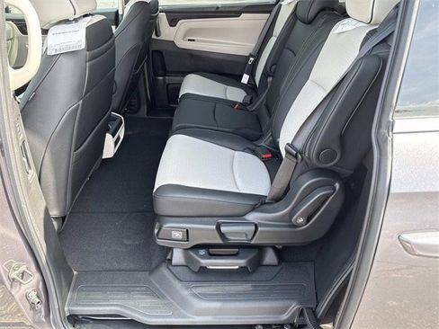 Certified 2026 Honda Odyssey Elite image 16