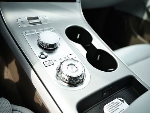 New 2026 Genesis GV70 2.5T Advanced AWD/4WD image 38