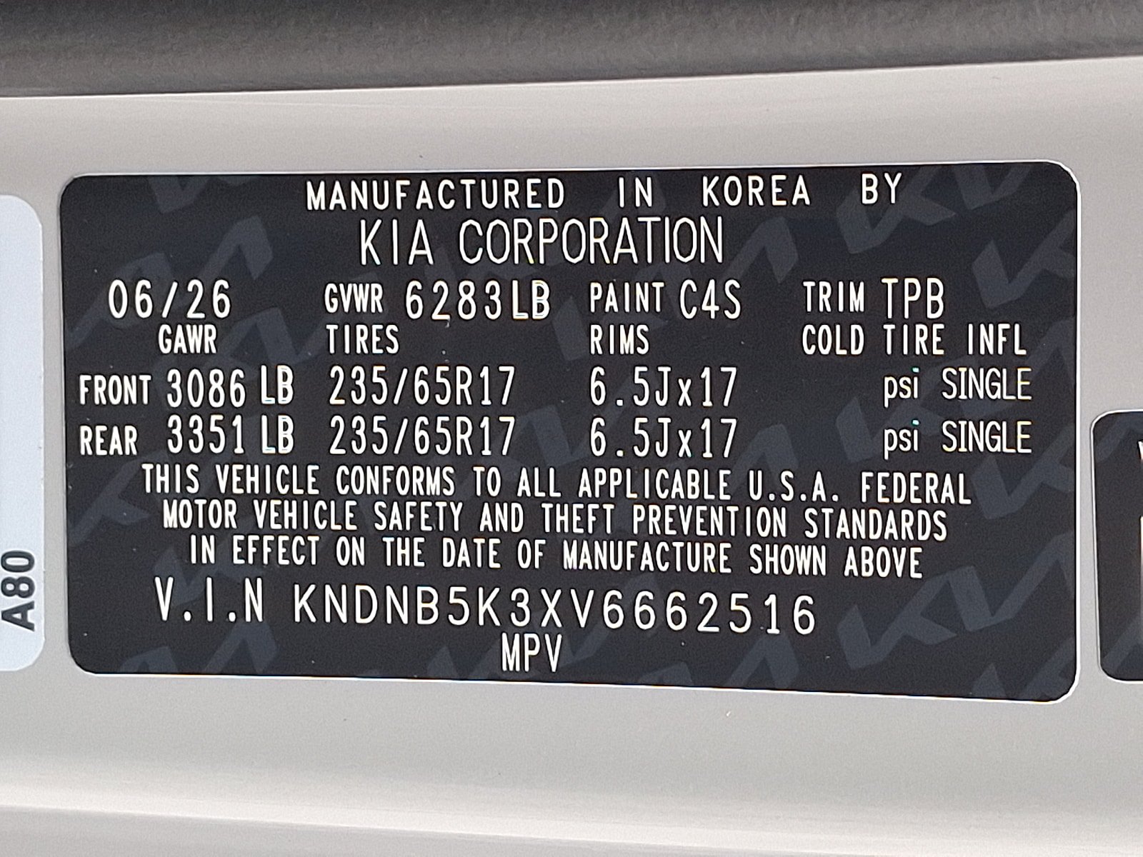 New 2027 Kia Carnival LX FWD image 18