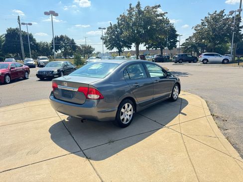 Used 2011 Honda Civic LX image 5