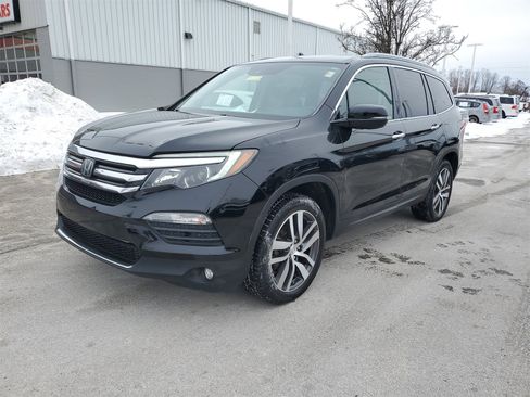 Used 2018 Honda Pilot Elite image 2