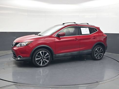 Used 2018 Nissan Rogue Sport SL FWD image 11