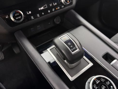 Used 2024 Mitsubishi Outlander SE Black Edition AWD/4WD image 20